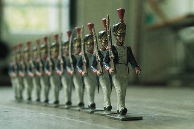 Zinnsoldaten in Reihe, Makro
